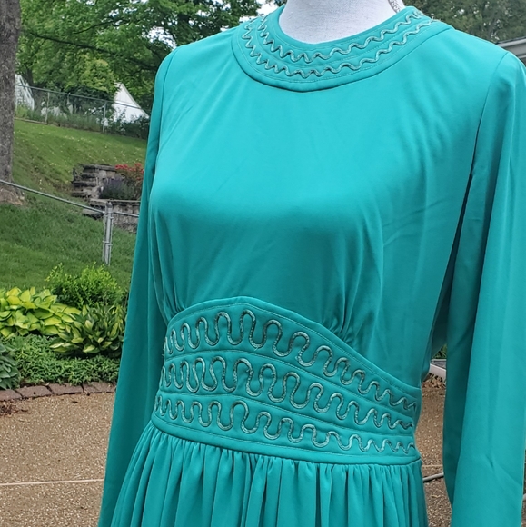 Vintage Mary Mason Green long sleeve dress 12 - Picture 4 of 11
